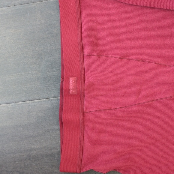 Skims Ribbed Red Lounge Set - Picture 3 of 8